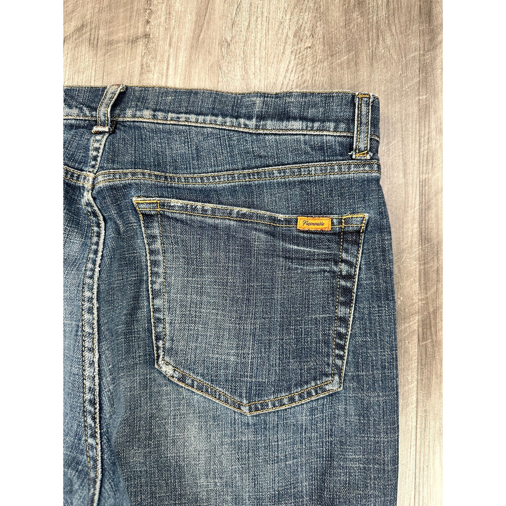 Façonnable Jeans Modele F40 Straight Leg Jean in Medium Blue Wash — Size 36