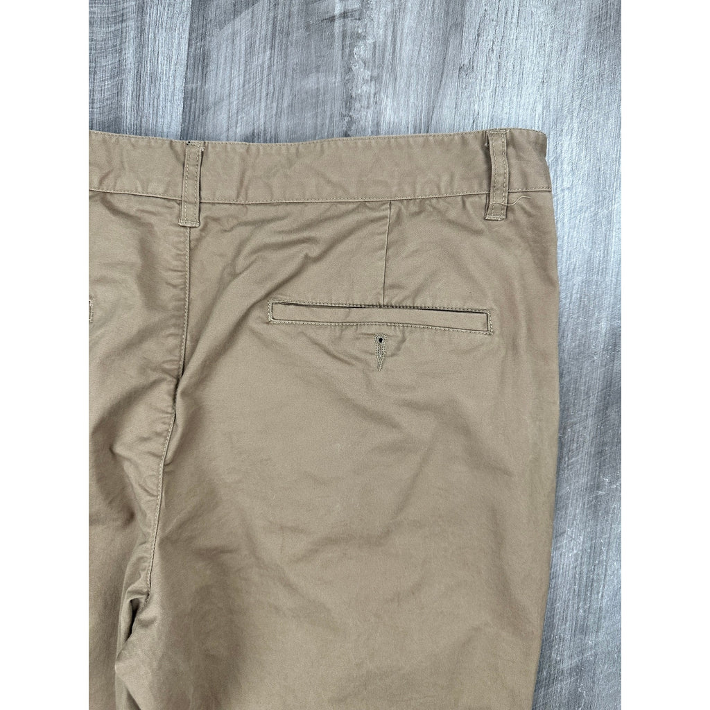 Under 510 Slim Tapered Fit Chino Pants in Tan — Size 36x27 // Preowned