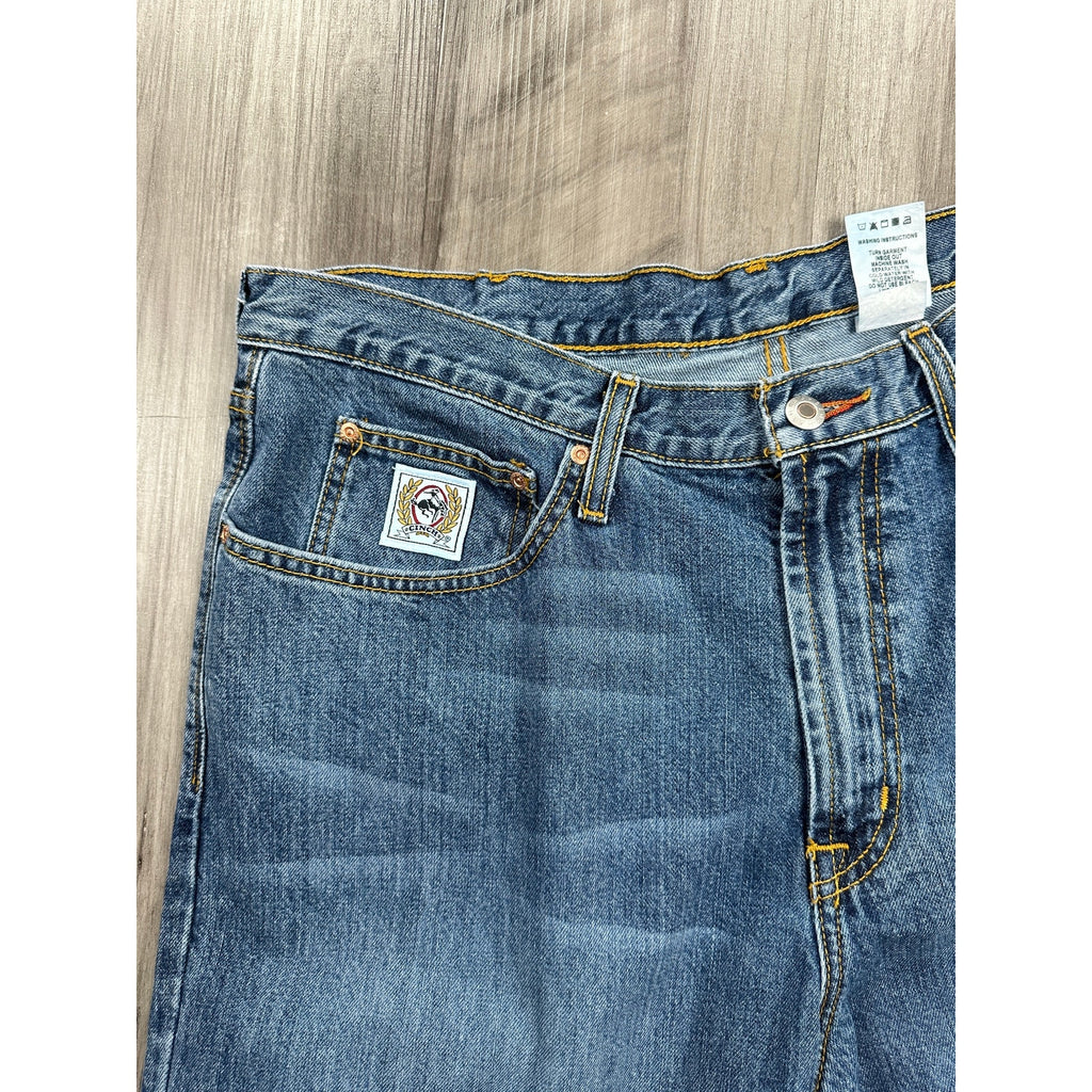 Cinch White Label Relaxed Straight Leg Jean in Medium Stone Wash — Size 38x36 // Preowned