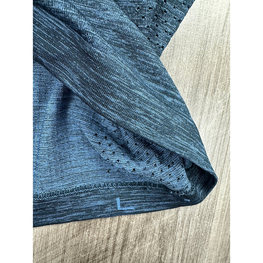 Lululemon Metal Vent Tech Half Zip Pullover in Heather Navy — Size Large // Preowned