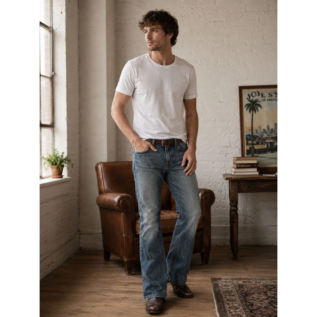 Joe's Jeans The Rocker Slim Bootcut Jean in Medium Wash — Size 36
