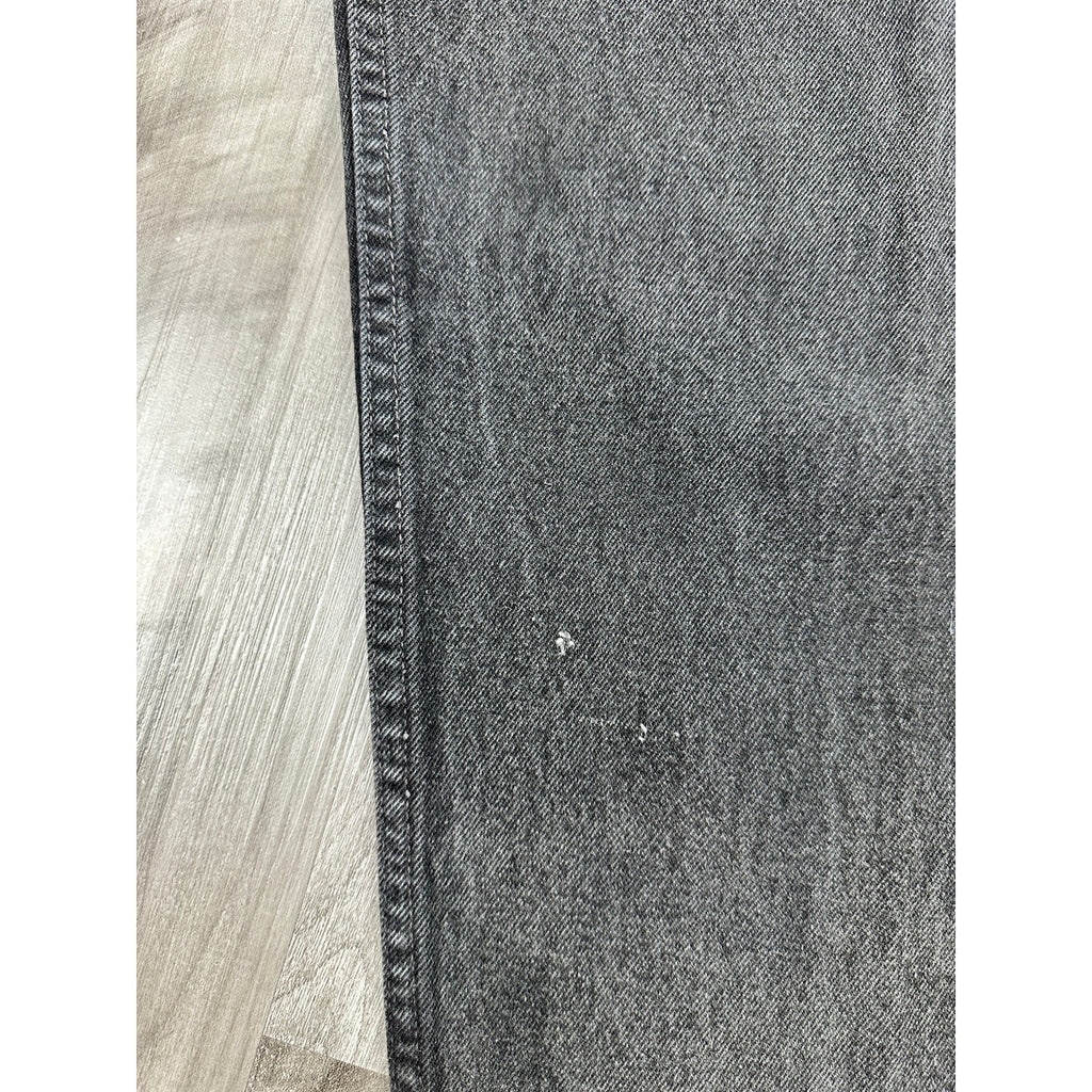 Levi Strauss Vintage Made in USA 1997 550 Relaxed Fit Jeans — Size 42 // Preowned