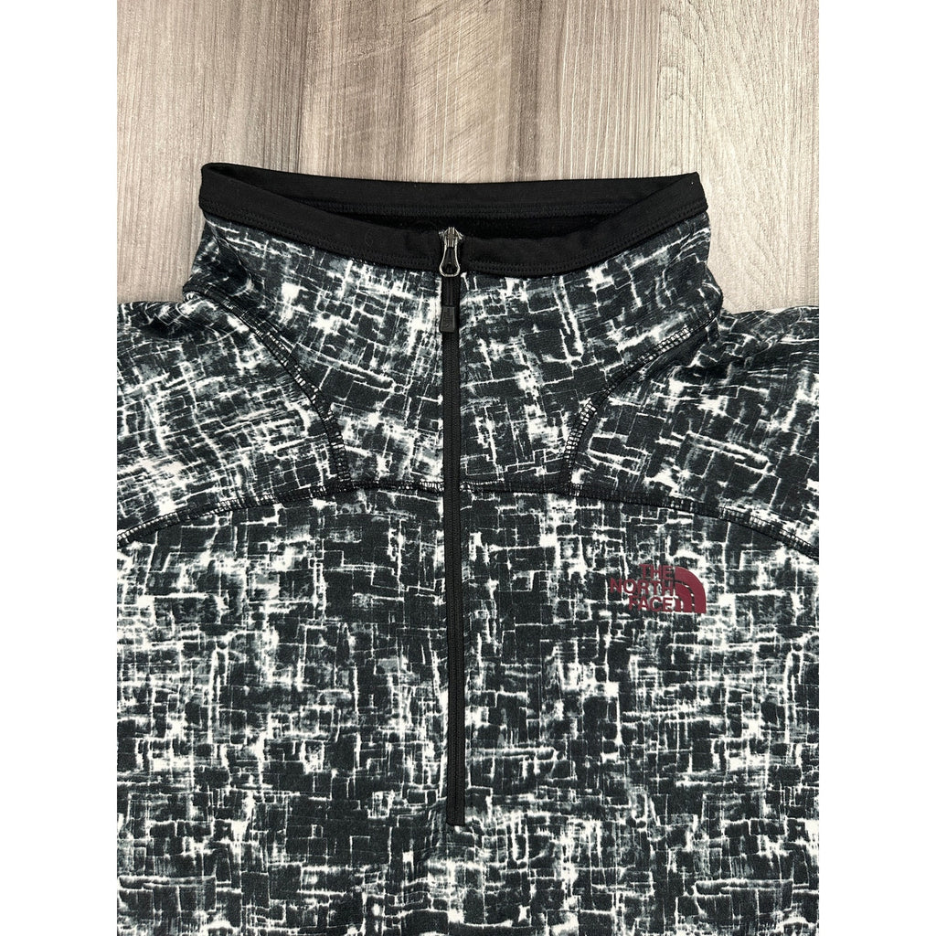 The North Face Activewear Quarter Zip Pullover in Black Gray and White — Size XL // Preowned