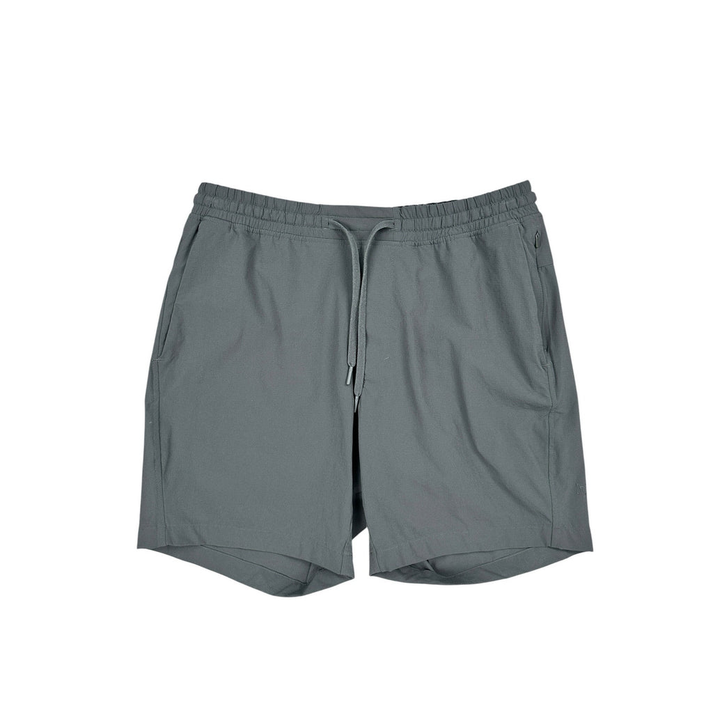Lululemon Bowline Ripstop 8" Performance Shorts in Charcoal — Size Large // Preowned