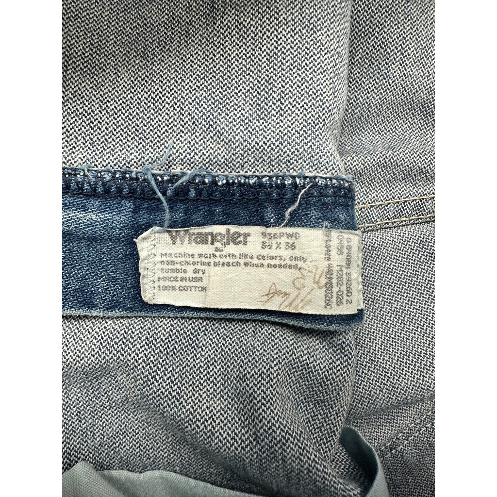 Wrangler Made in USA Cowboy Cut Slim Fit Prewashed Jeans in Blue — Size 39x36 // Preowned