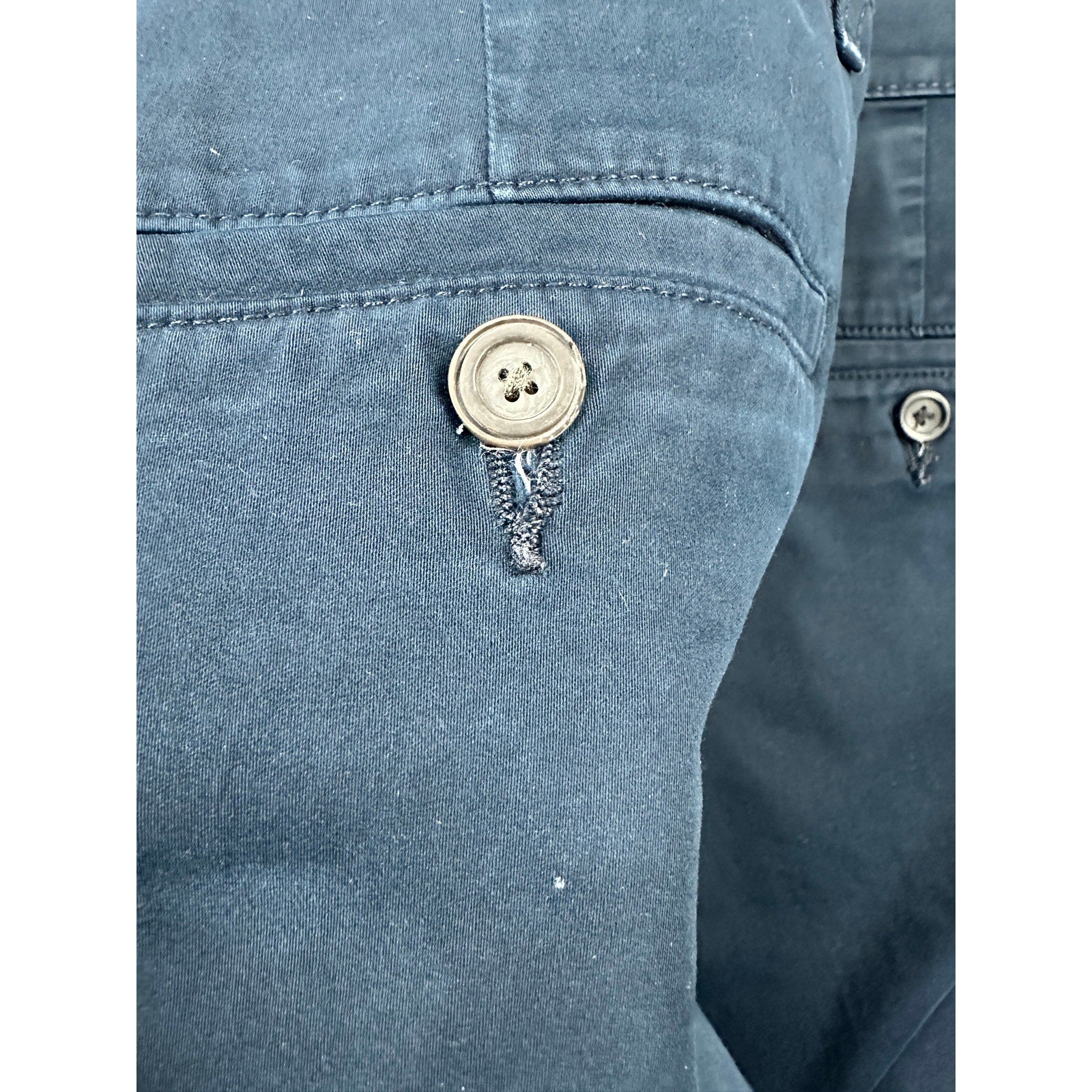 Adriano Goldschmied The Wanderer Chino Shorts in Navy — Size 40R // Preowned