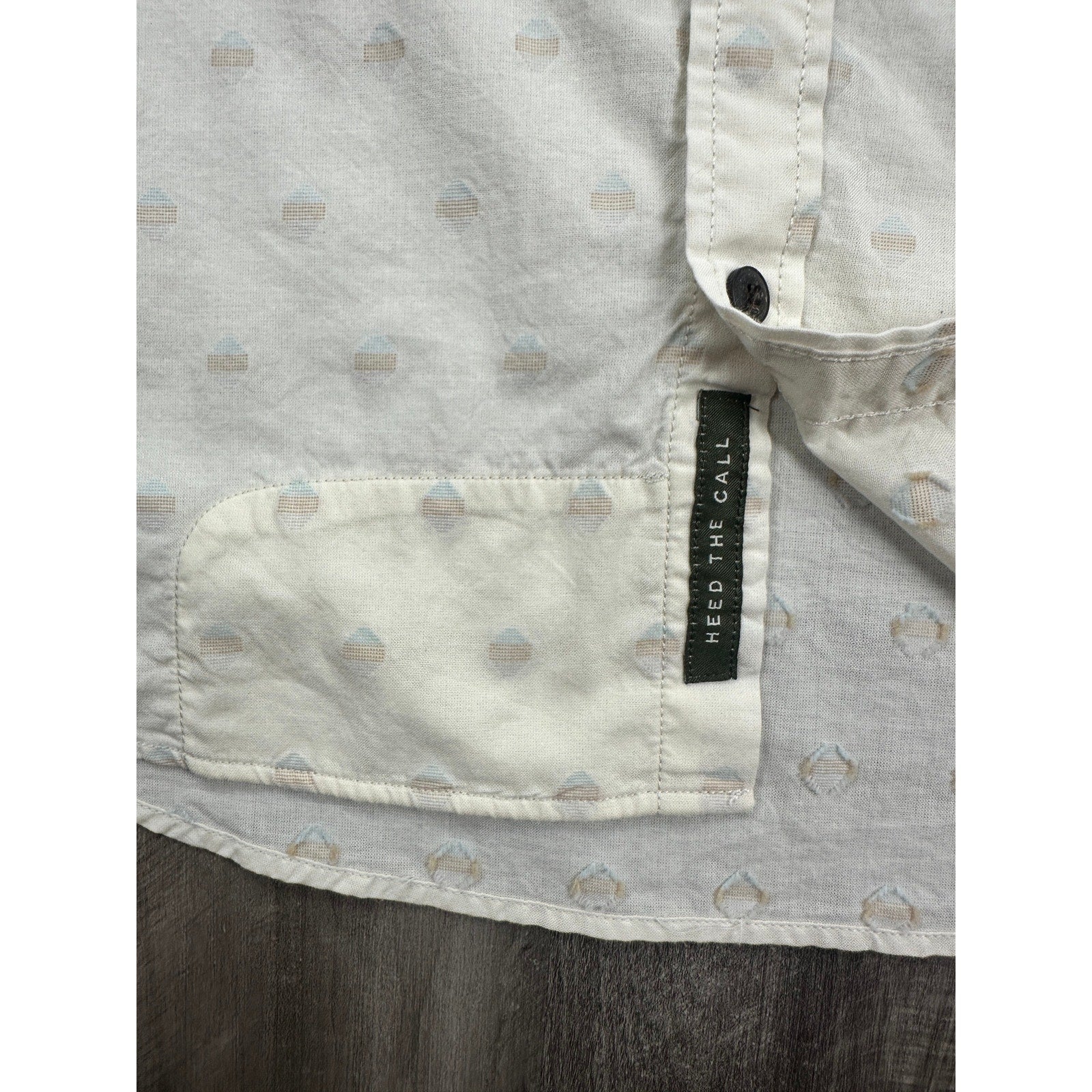 Howler Brothers San Gabriel Short Sleeve Button Down in Sunrise Jacquard Sandston — Size Large