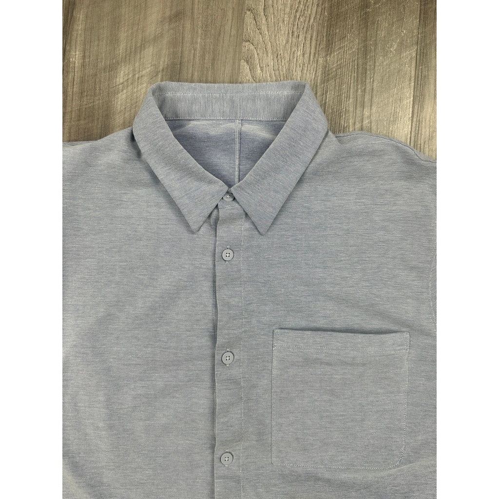 Lululemon Commission Long Sleeve Pocket Shirt in Light Gray — Size XL // Preowned