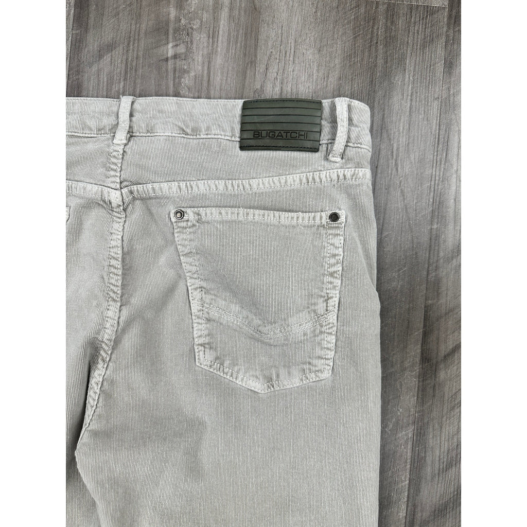 Bugatchi Fitil Velvet Corduroy Straight Pants in Stone — Size 35 // Preowned