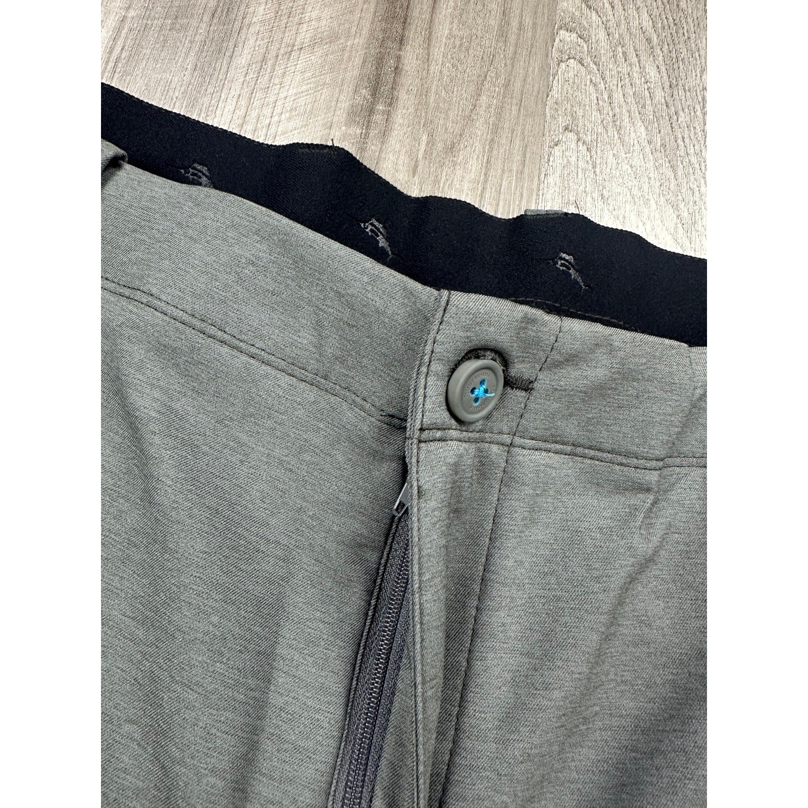 Tommy Bahama On Par Performance Hybrid 10" Shorts (Big & Tall) in Coal — Size 44 Regular