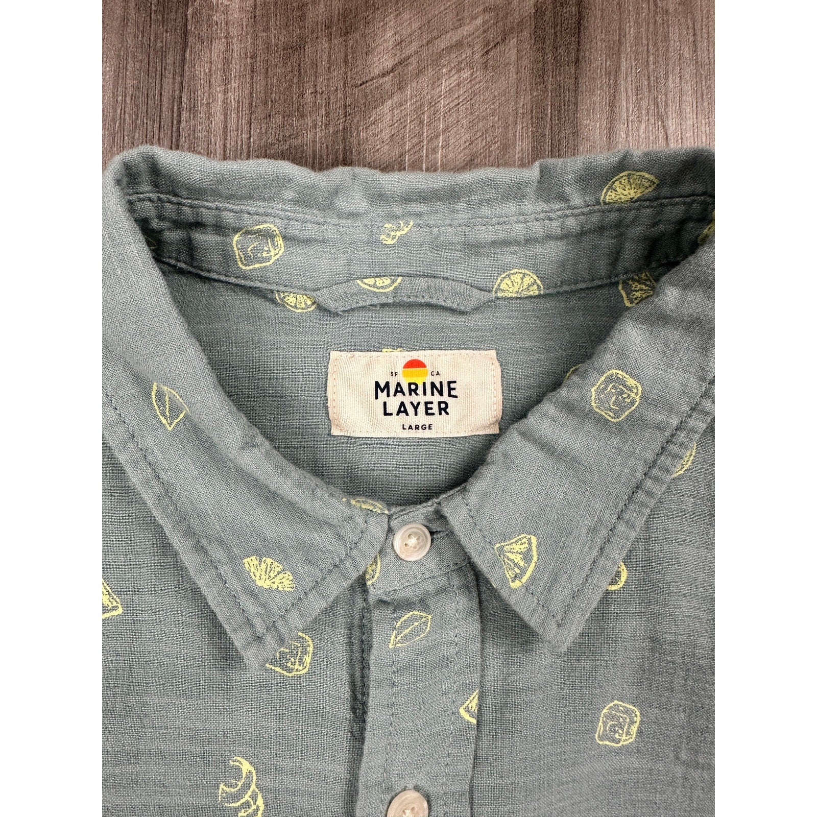 Marine Layer Poole Short Sleeve Button Down in Sage Gray and Yellow — Size Large // Preowned