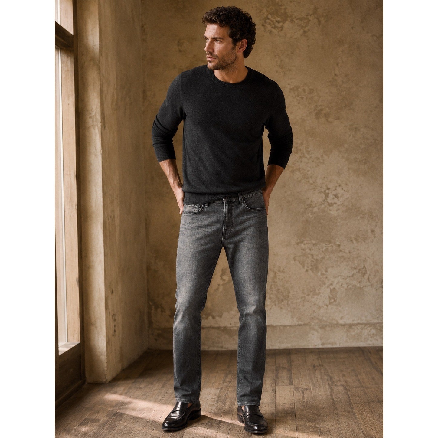 7 For All Mankind Slimmy Straight Leg Jean in Black — Size 33 // Preowned