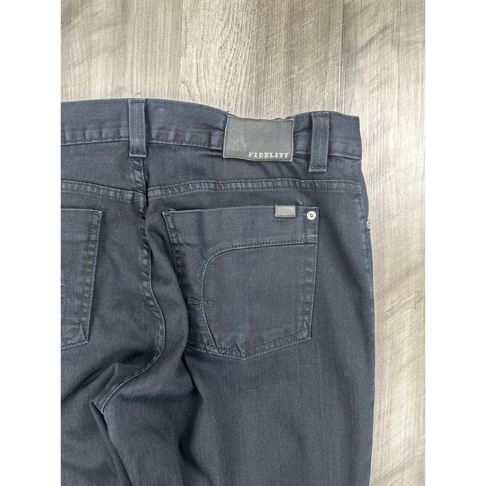 Fidelity Straight Leg Generation Noir Jean in Generation Noir Black — Size 36 // Preowned