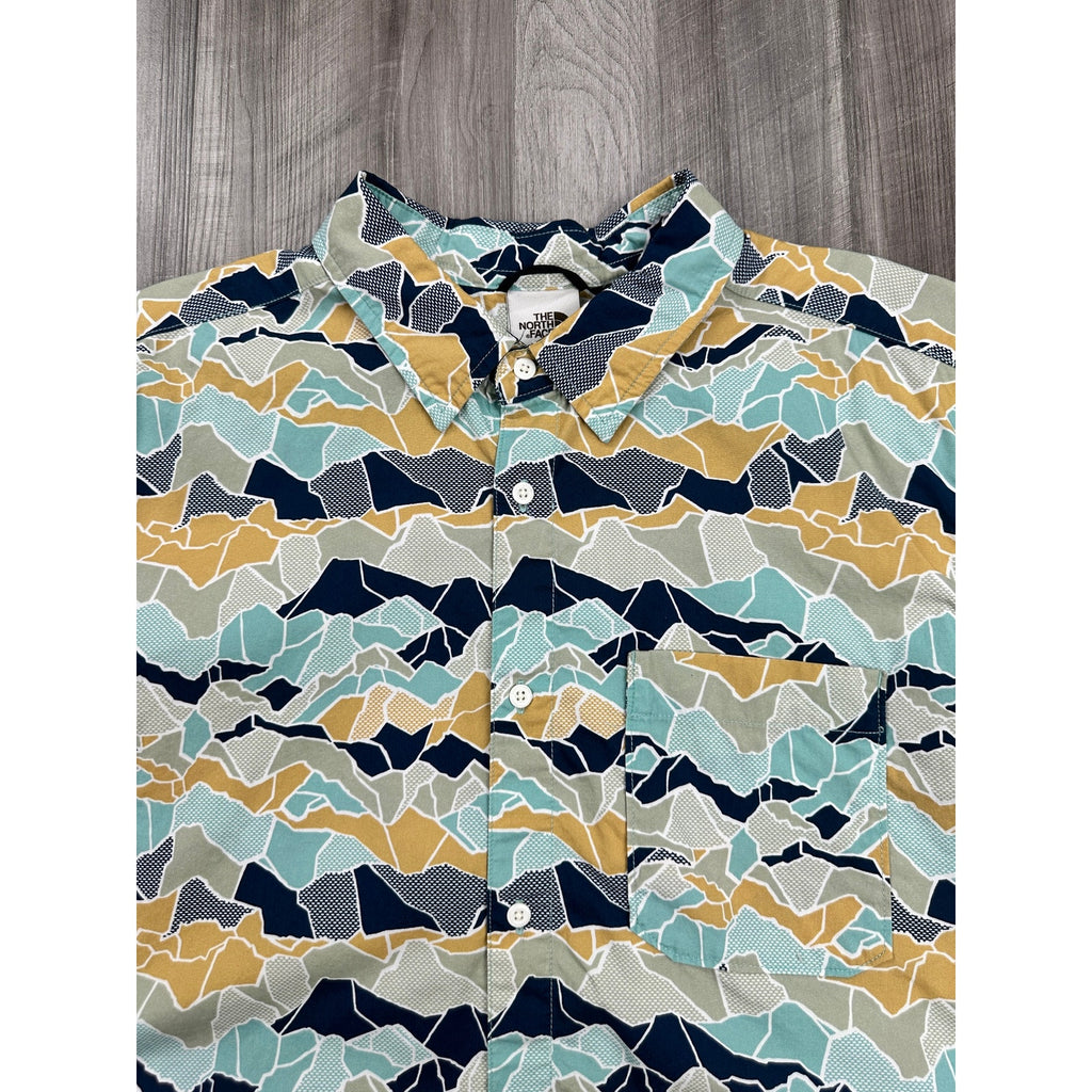 The North Face Baytrail Pattern Short Sleeve Button Down in Light Teal Navy Golden Yellow Light Olive White — Size XL // Preowned