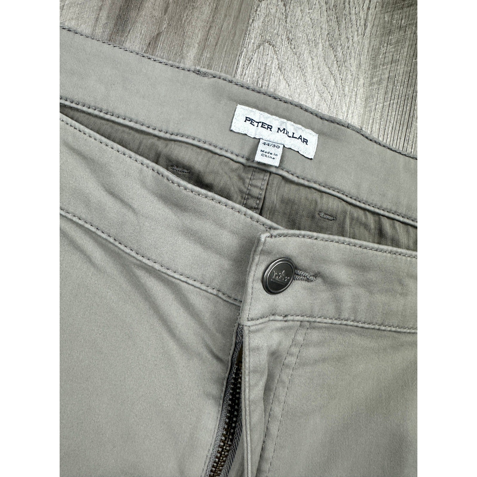 Peter Millar Signature Sateen Classic Fit 5 Pocket Pants in Gray — Size 44x30 // Preowned
