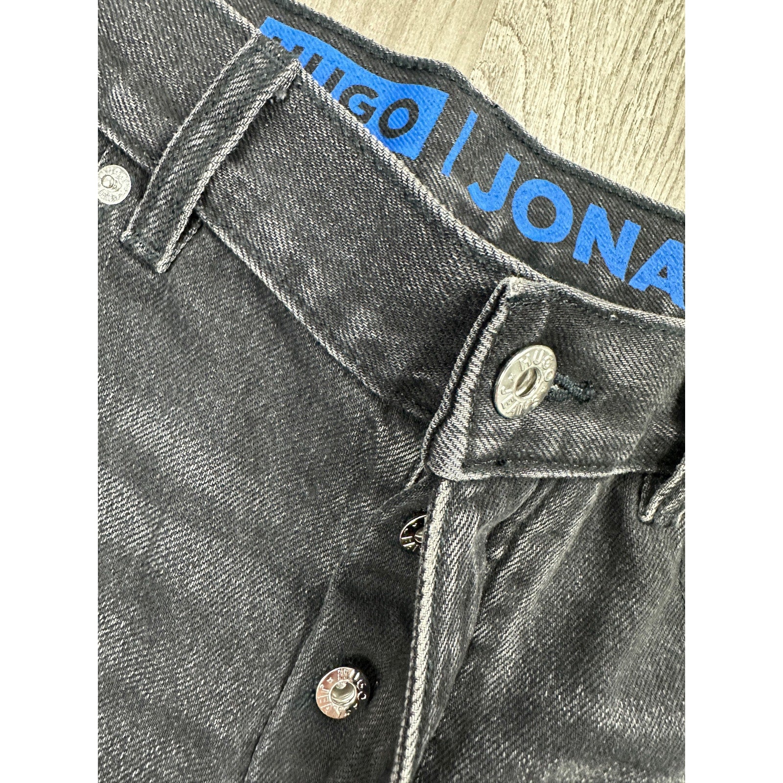 HUGO Jonah Regular Straight Jeans in Black — Size 32x32