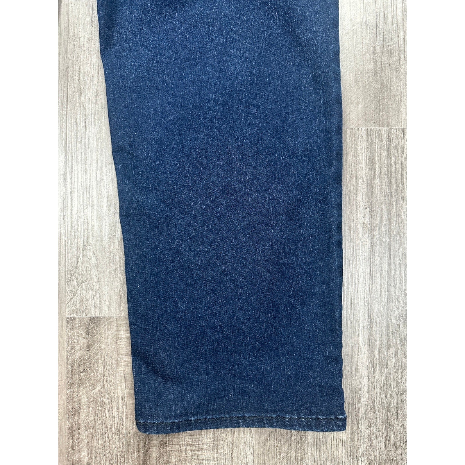 Buffalo David Bitton Adam Slim Stretch Jeans in Dark Wash — Size 38x30 // Preowned