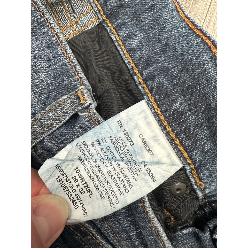 Wrangler RETRO Falls City Relaxed Bootcut Jeans — Size 29x32 // Preowned