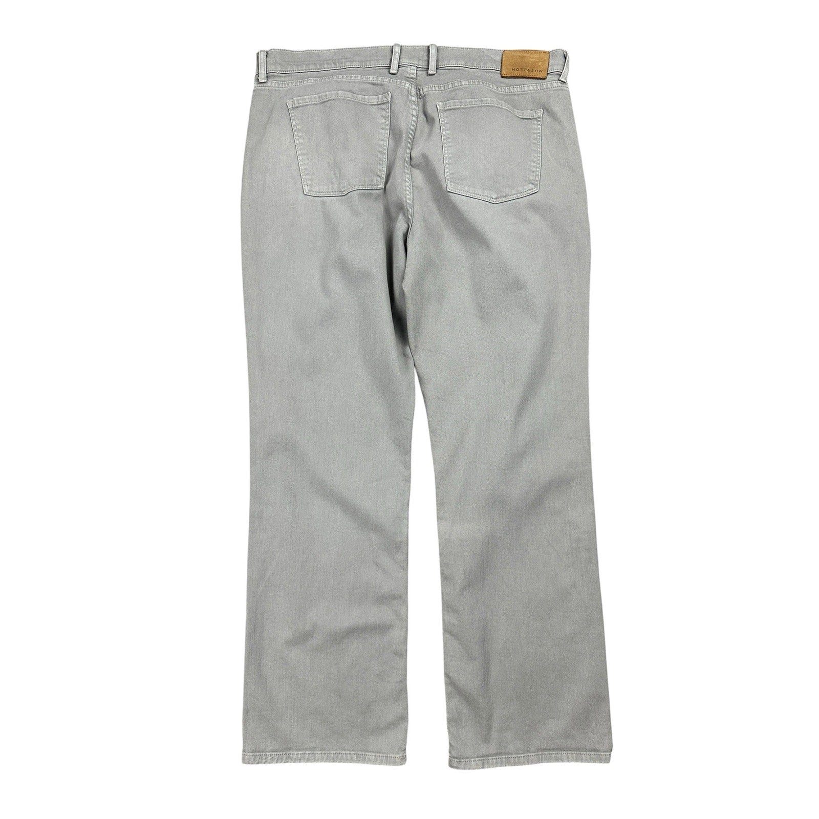 Mott & Bow Straight Mercer Jeans in Gray — Size 40x32 // Preowned