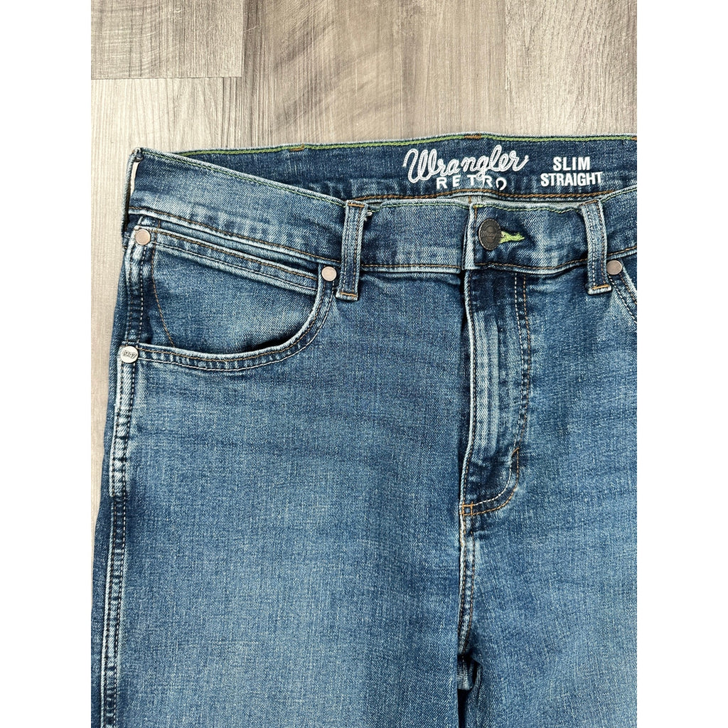 Wrangler Retro Slim Straight Jean in Blue — Size 34x34 // Preowned