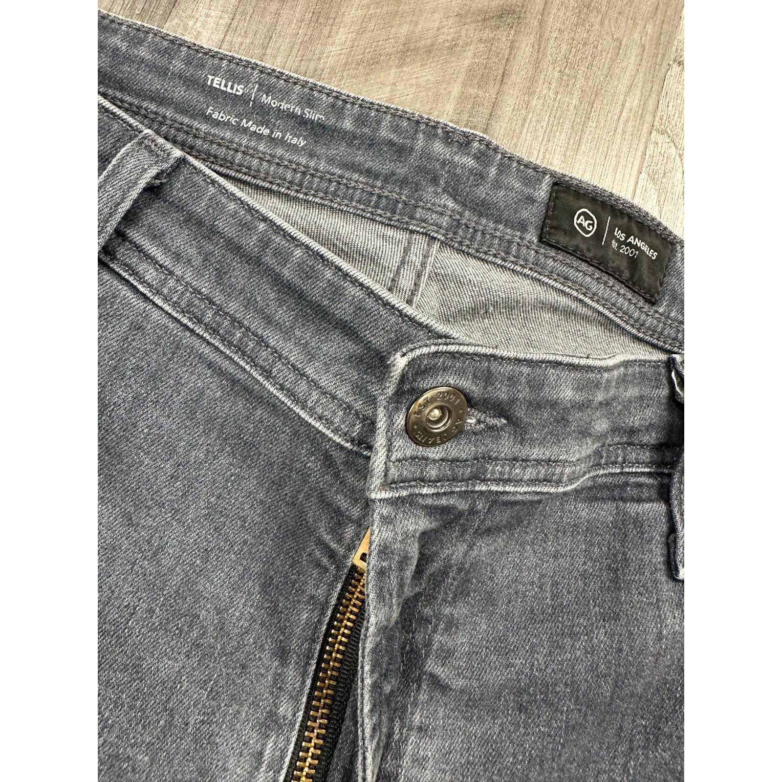 AG Adriano Goldschmied Tellis Modern Slim Jeans in Strayhorn Gray — Size 38 // Preowned