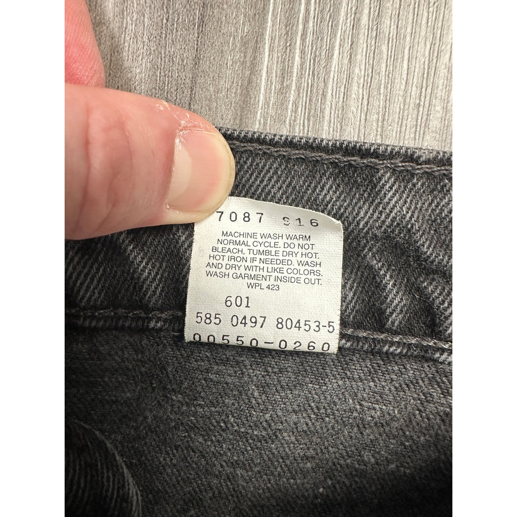 Levi Strauss Vintage Made in USA 1997 550 Relaxed Fit Jeans — Size 42 // Preowned
