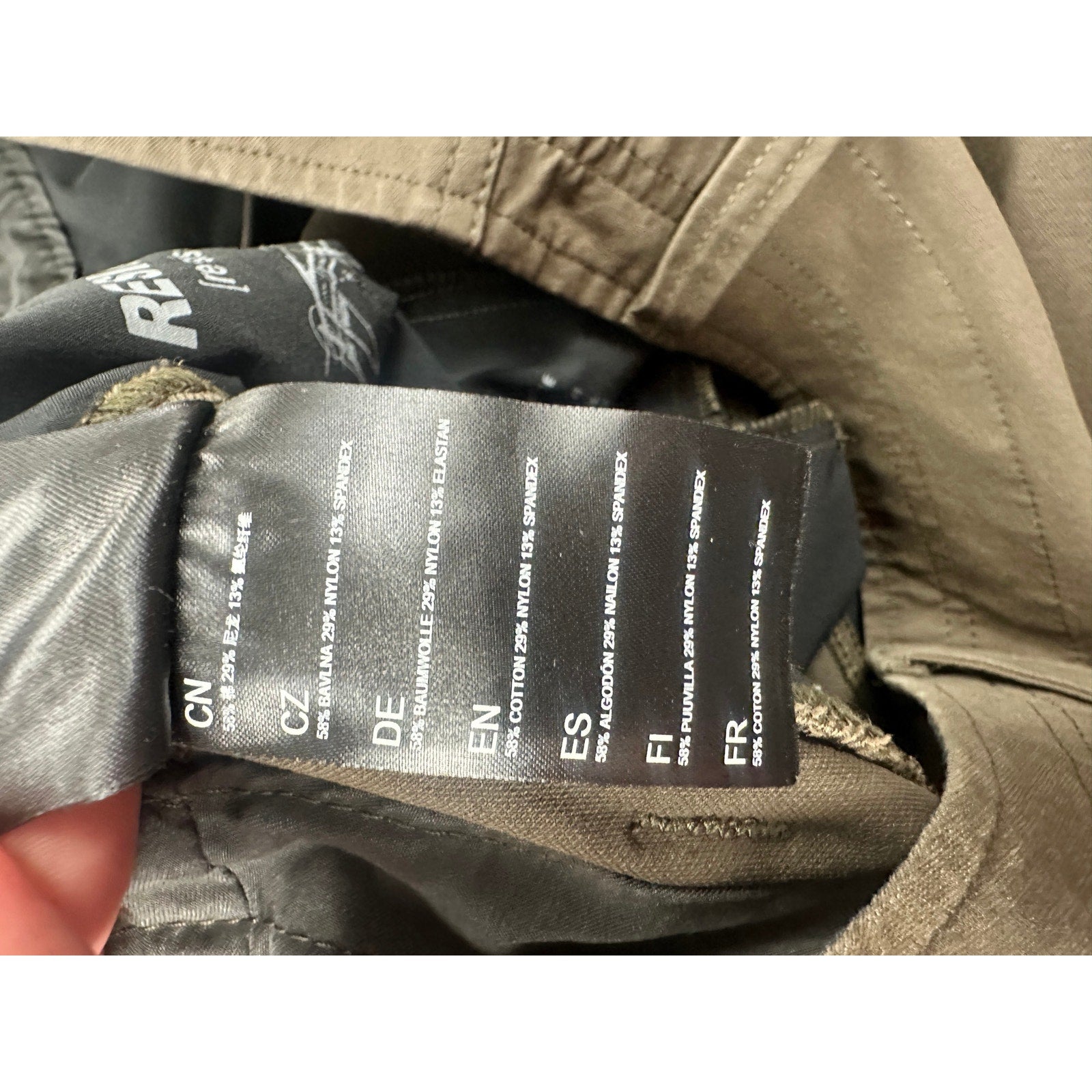 Kuhl Resistor Chino Pants in Olive Khaki — Size 34x30 // Preowned
