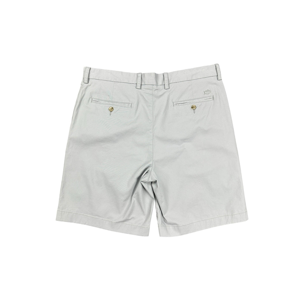 Southern Tide 9" Channel Marker Chino Short in Seagull Gray — Size 36