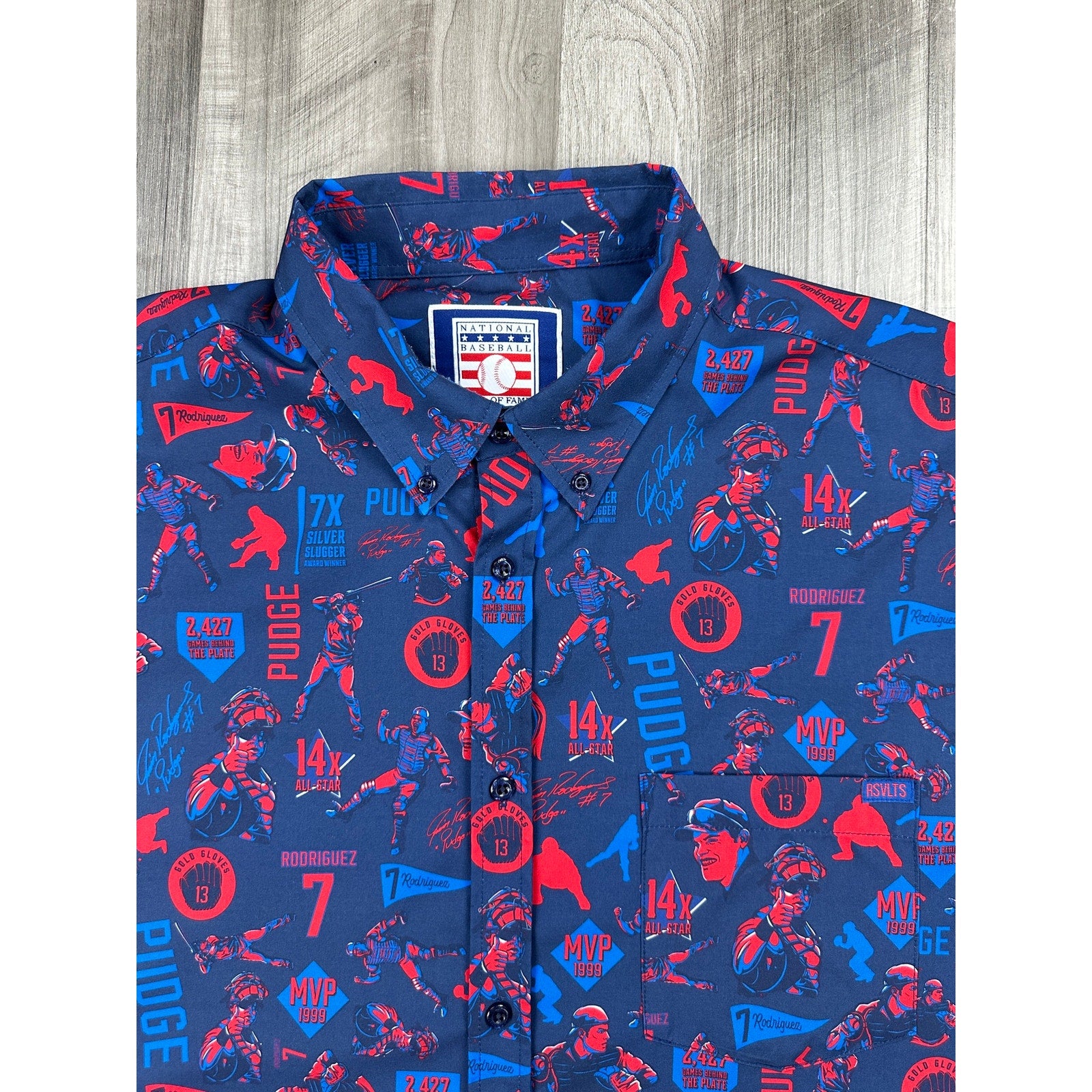 RSVLTS x National Baseball Hall of Fame Texas Rangers Ivan "Pudge" Rodriguez Shirt in Navy, Blue, Red — Size XL // Preowned