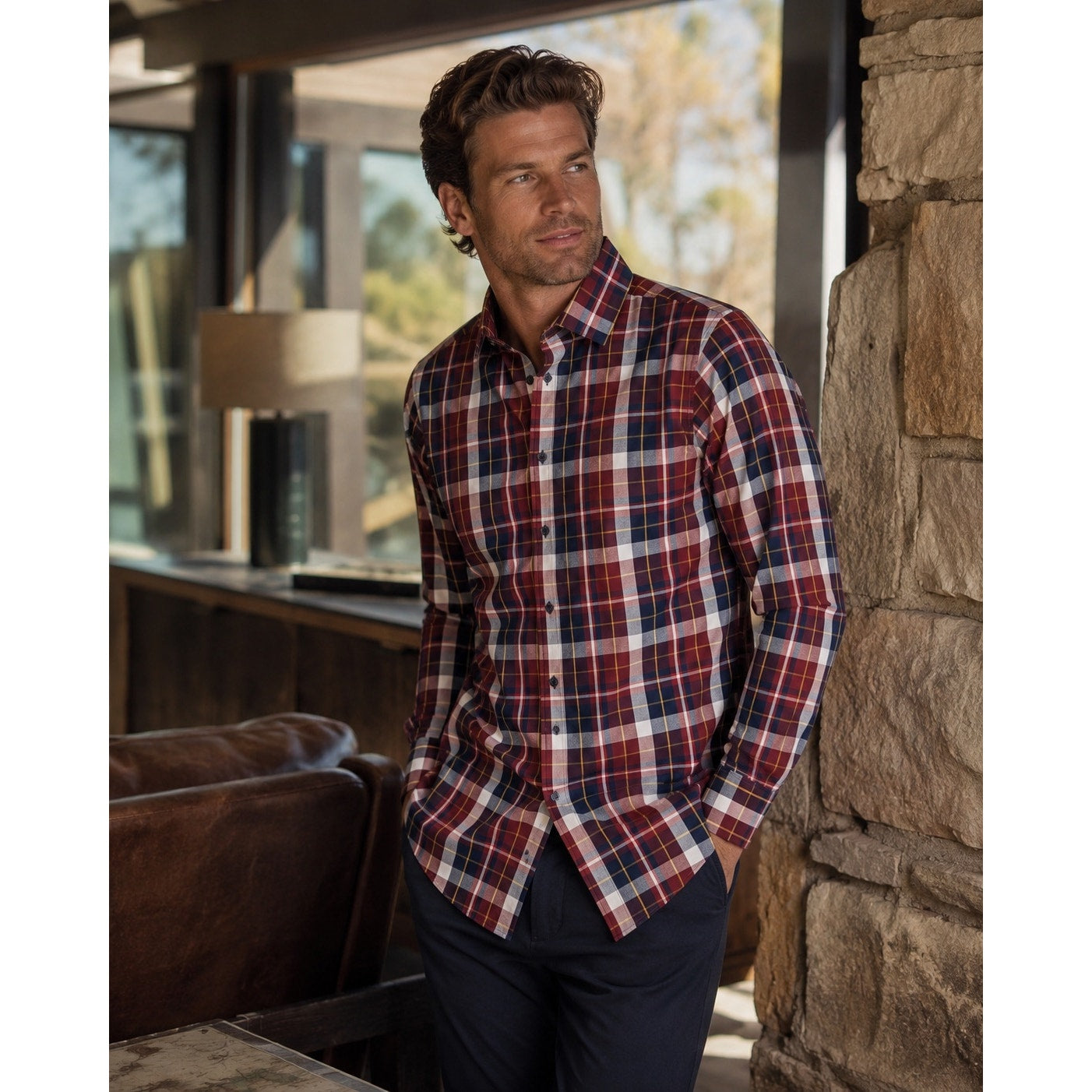 Mizzen+Main Leeward Performance Plaid Trim Fit Long Sleeve Button Down in Red, Navy, Yellow — Size Small // Preowned