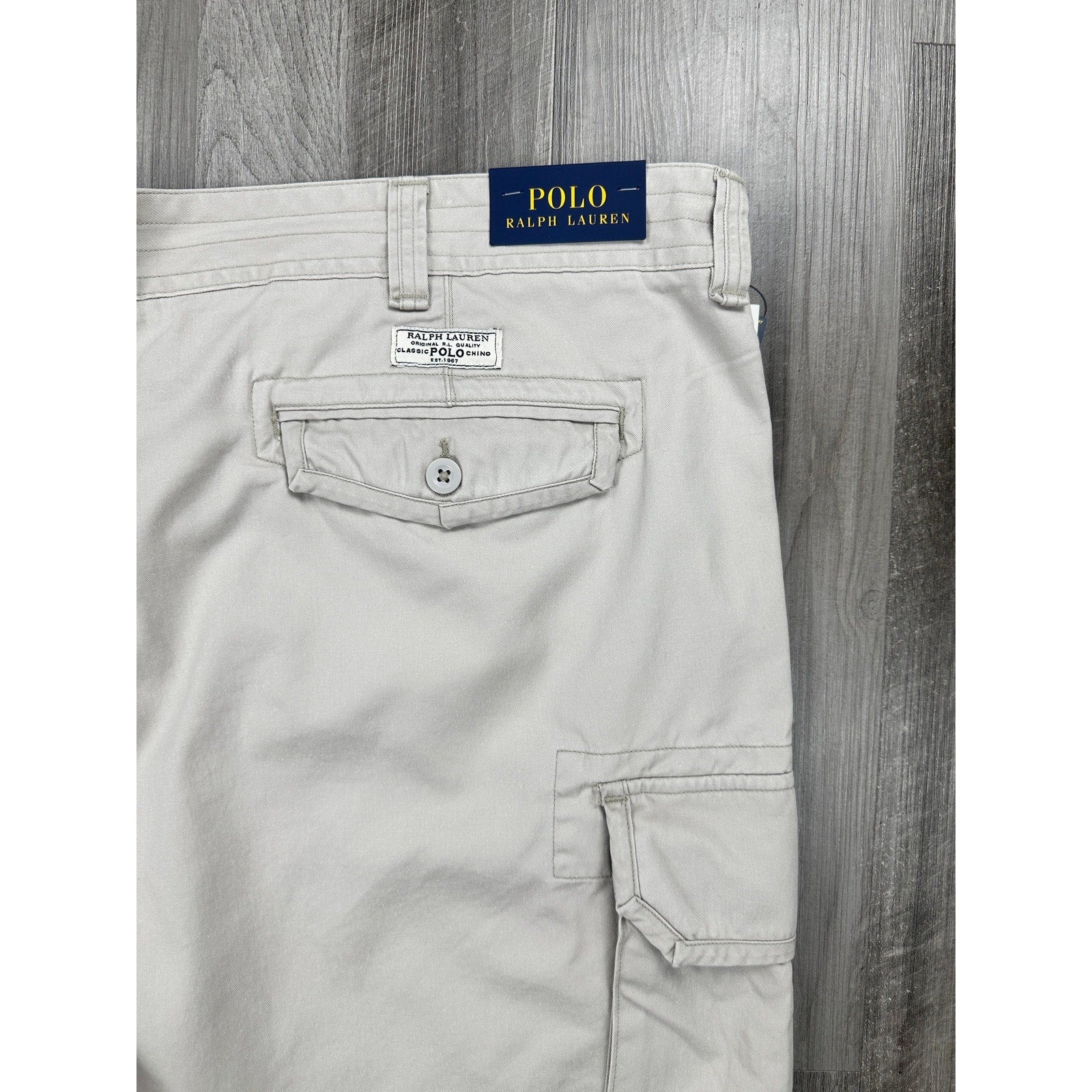 Polo Ralph Lauren Classic Chino Cargo Short in Beige — Size 52B