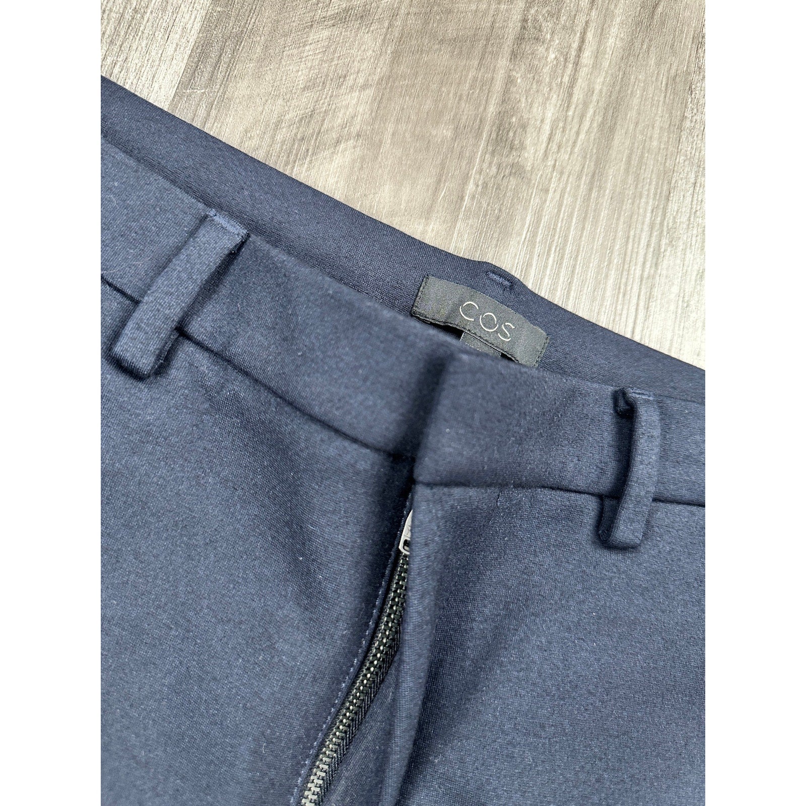 COS Slim Tapered Viscose Blend Ankle Zip Trousers in Navy — Size 50 (US 34R) // Preowned