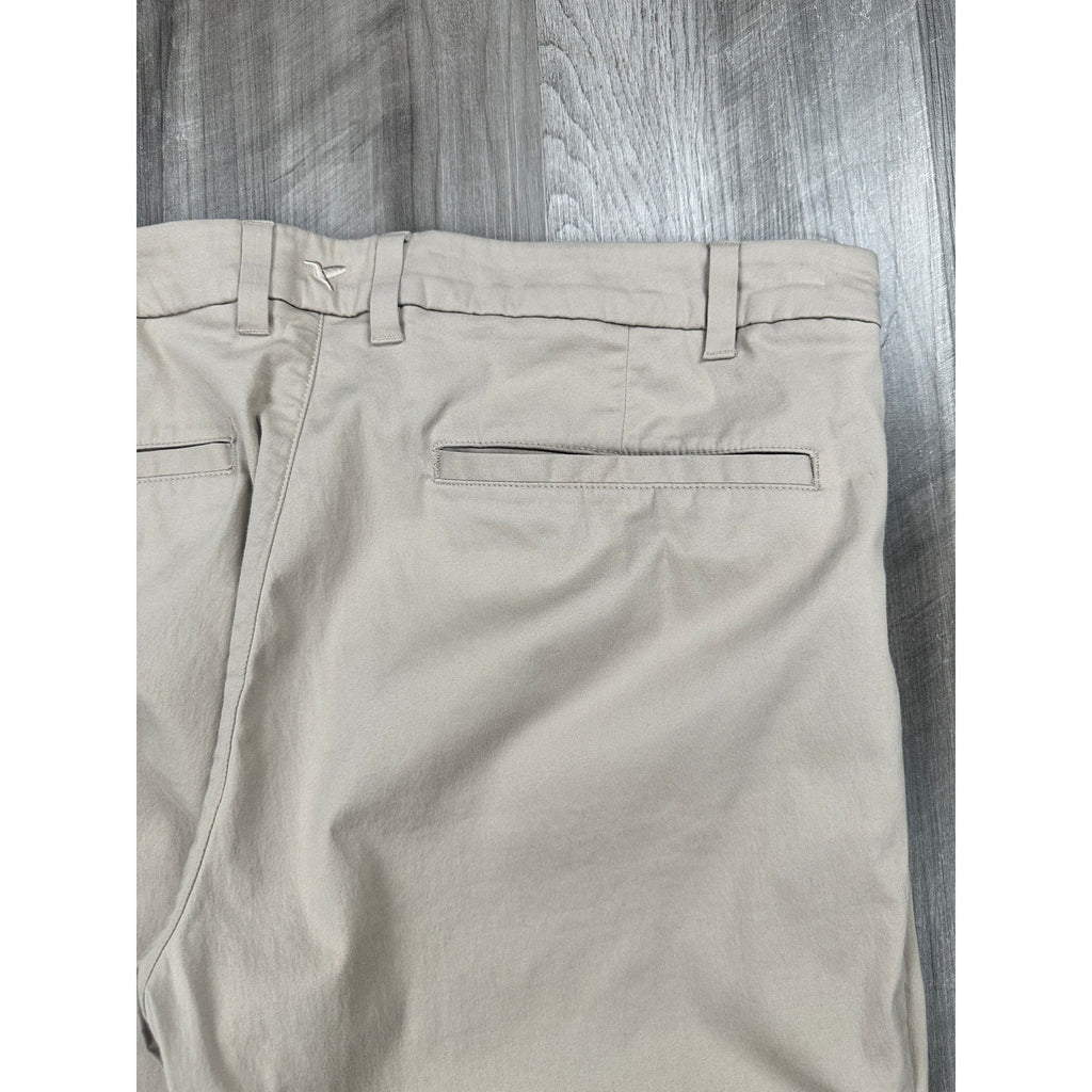 Birddogs Stretch Performance Khakis in Khaki — Size 38x32 // Preowned