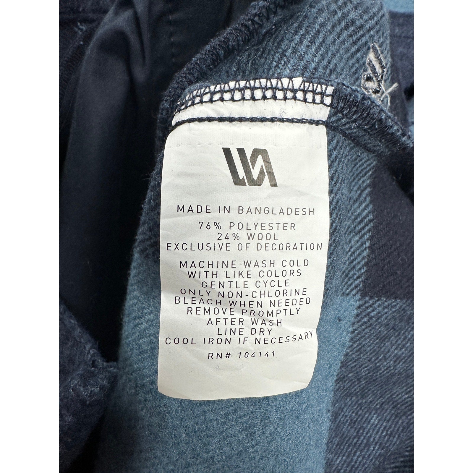 VRST Wool Blend Plaid Shirt Jacket Shacket in Navy Blue Checkered — Size Medium // Preowned