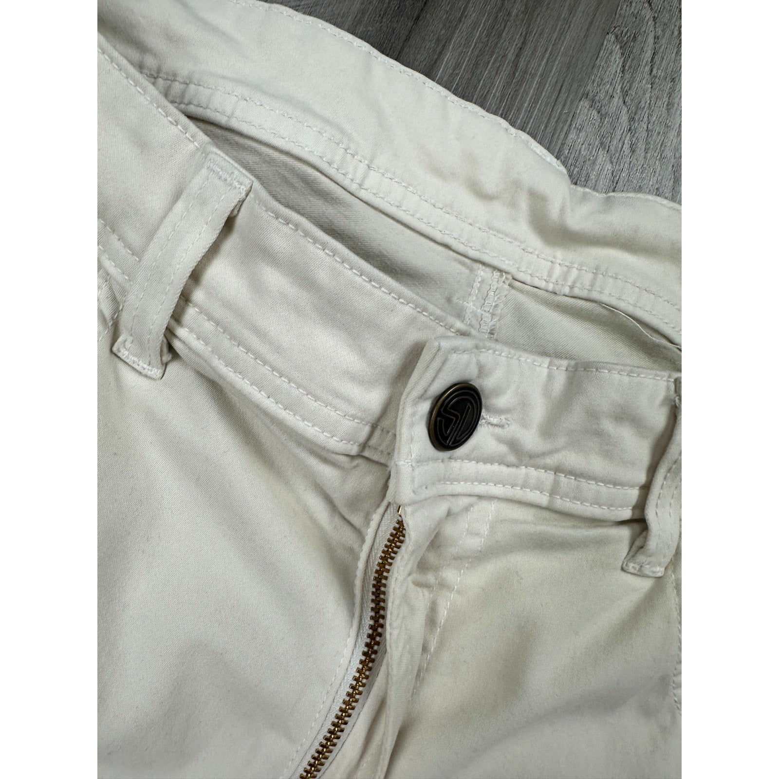 Straight Down Clemson Performance Golf Chino Pants in Light Cream — Size 36 // Preowned