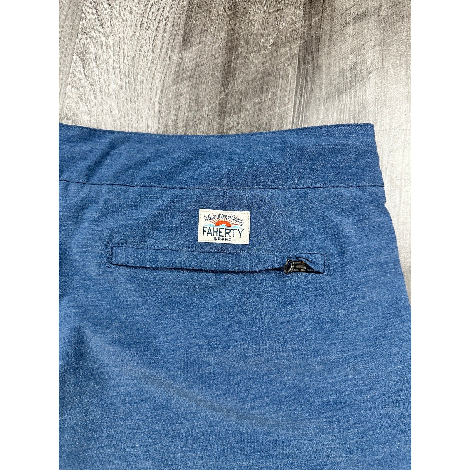Faherty All Day Hybrid Drawstring Shorts in Navy — Size 38 // Preowned