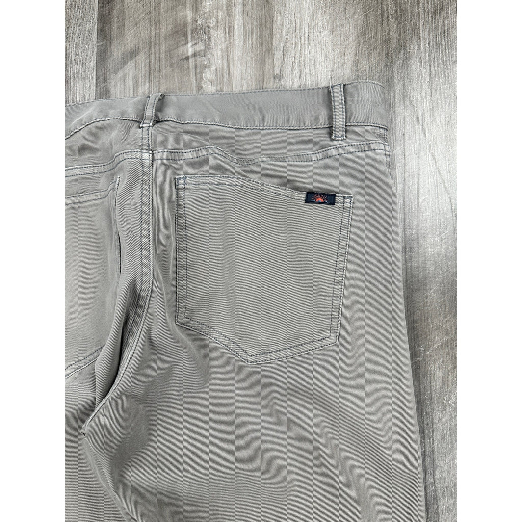 Faherty Comfort Twill 5 Pocket Pants in Rugged Gray — Size 31 // Preowned