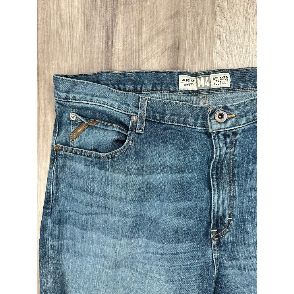 Ariat Legacy Kilroy M4 Relaxed Bootcut Jeans in Blue — Size 44x30 // Preowned