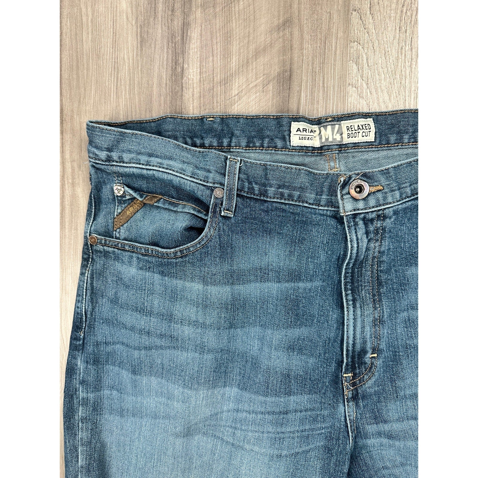 Ariat Legacy Kilroy M4 Relaxed Bootcut Jeans in Blue — Size 44x30 // Preowned
