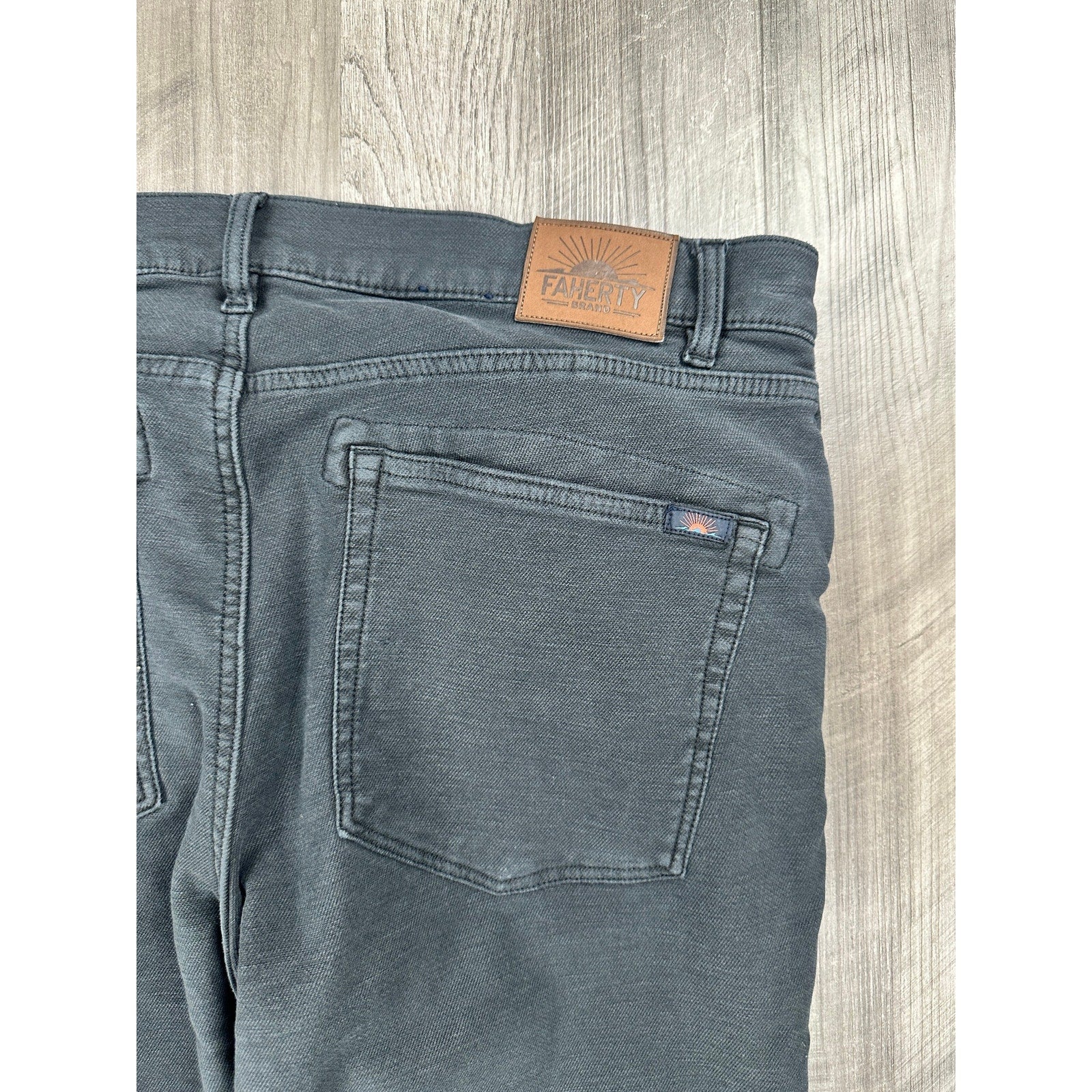 Faherty Stretch Terry 5 Pocket Pants in Onyx Black — Size 36 // Preowned
