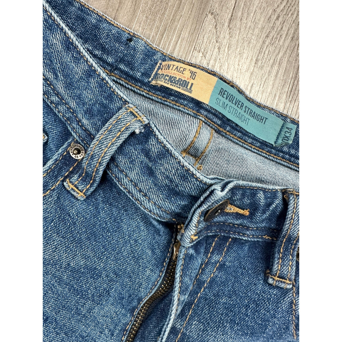 Rock & Roll Denim Vintage '46 Revolver Slim Straight Jeans — Size 30x34 // Preowned