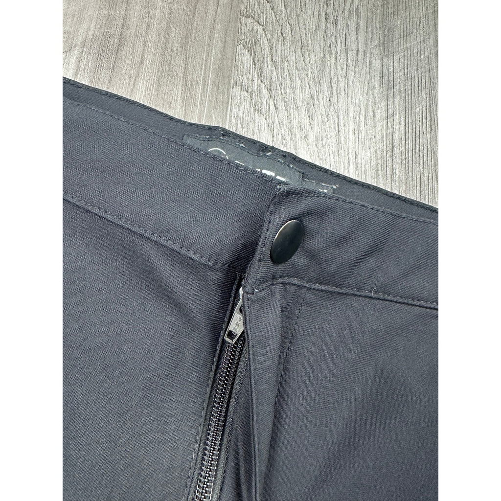 Cuts Clothing AO Slim Fit Jogger Chinos in Black — Size XL // Preowned