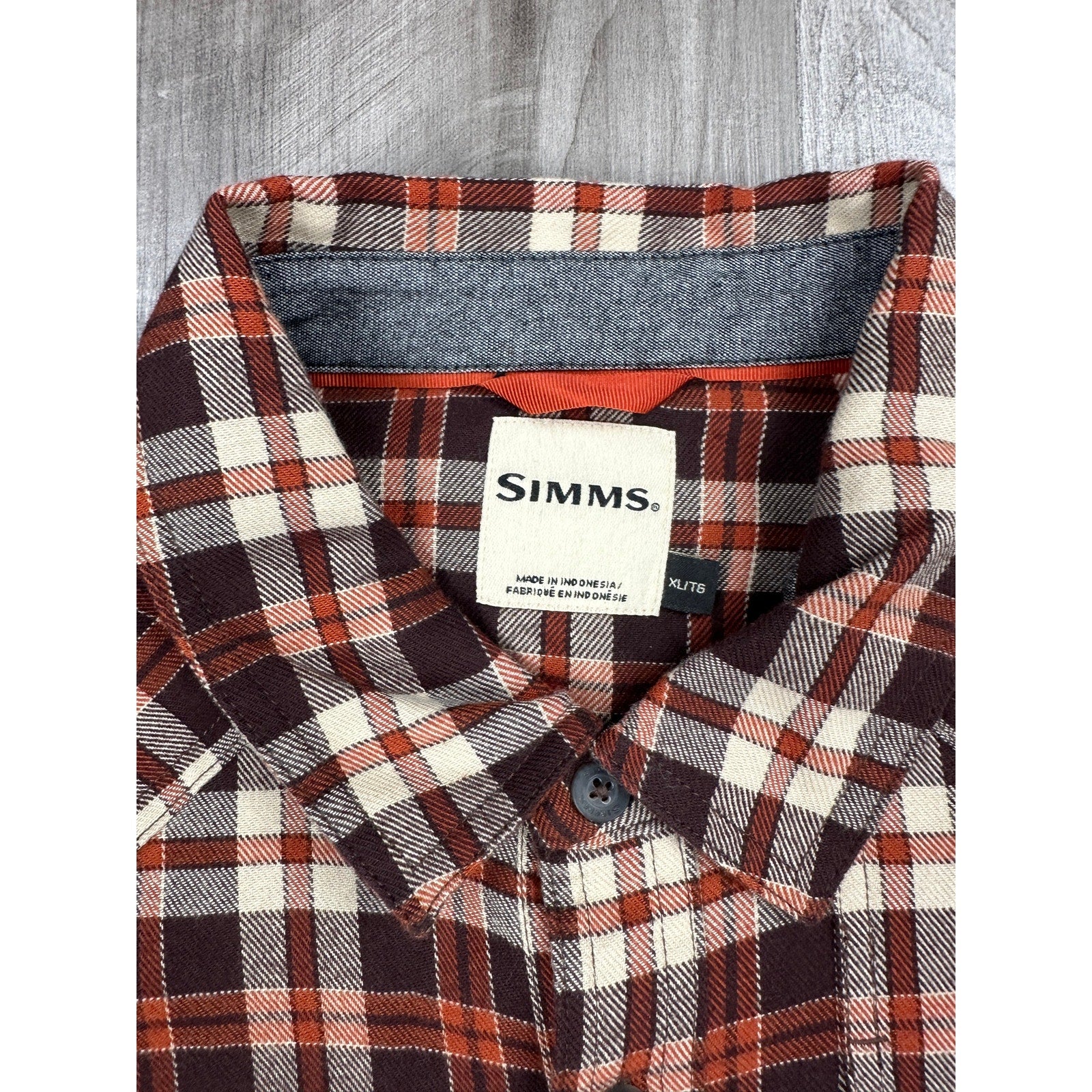 Simms Santee Flannel Camp Plaid Long Sleeve Shirt in Mahogany, Tan — Size XL // Preowned