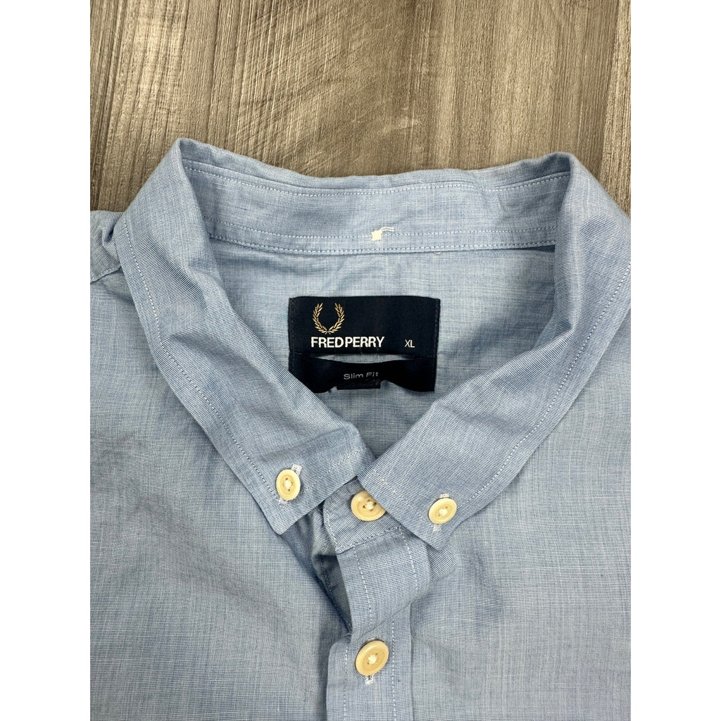 Fred Perry Slim Fit Short Sleeve Button Down in Blue — Size XL // Preowned