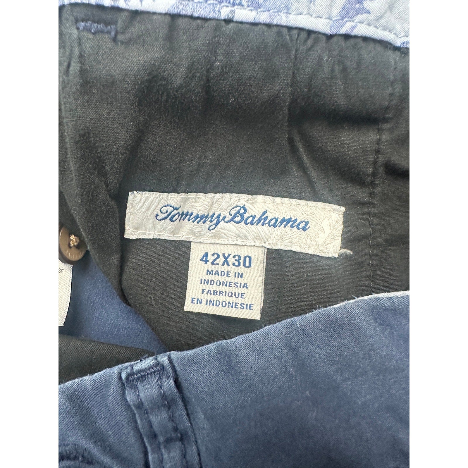 Tommy Bahama Boracay Island Chino Pants in Navy — Size 42x30 // Preowned