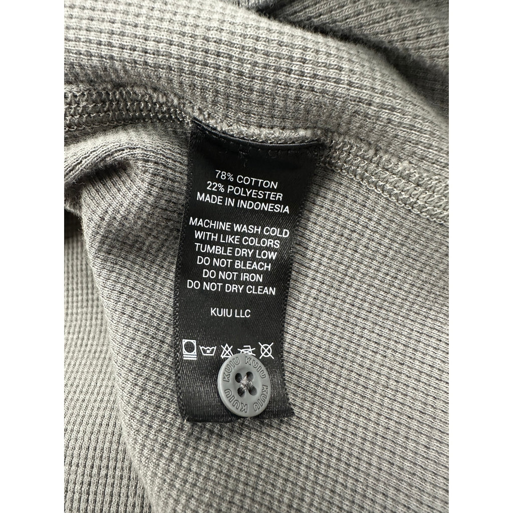 Kuiu Waffle Knit Thermal Henley in Gray — Size Large // Preowned