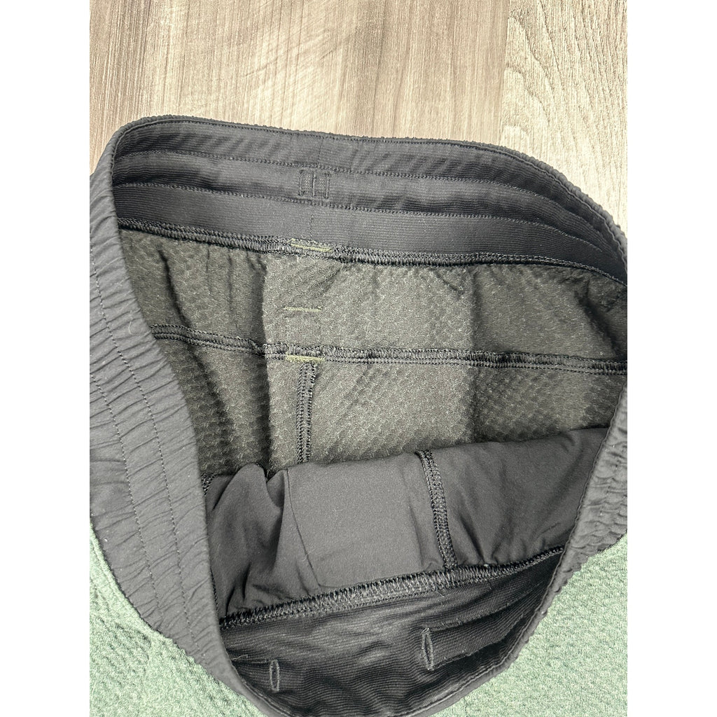 Lululemon At Ease Knit Joggers in Olive Green — Size Medium // Preowned