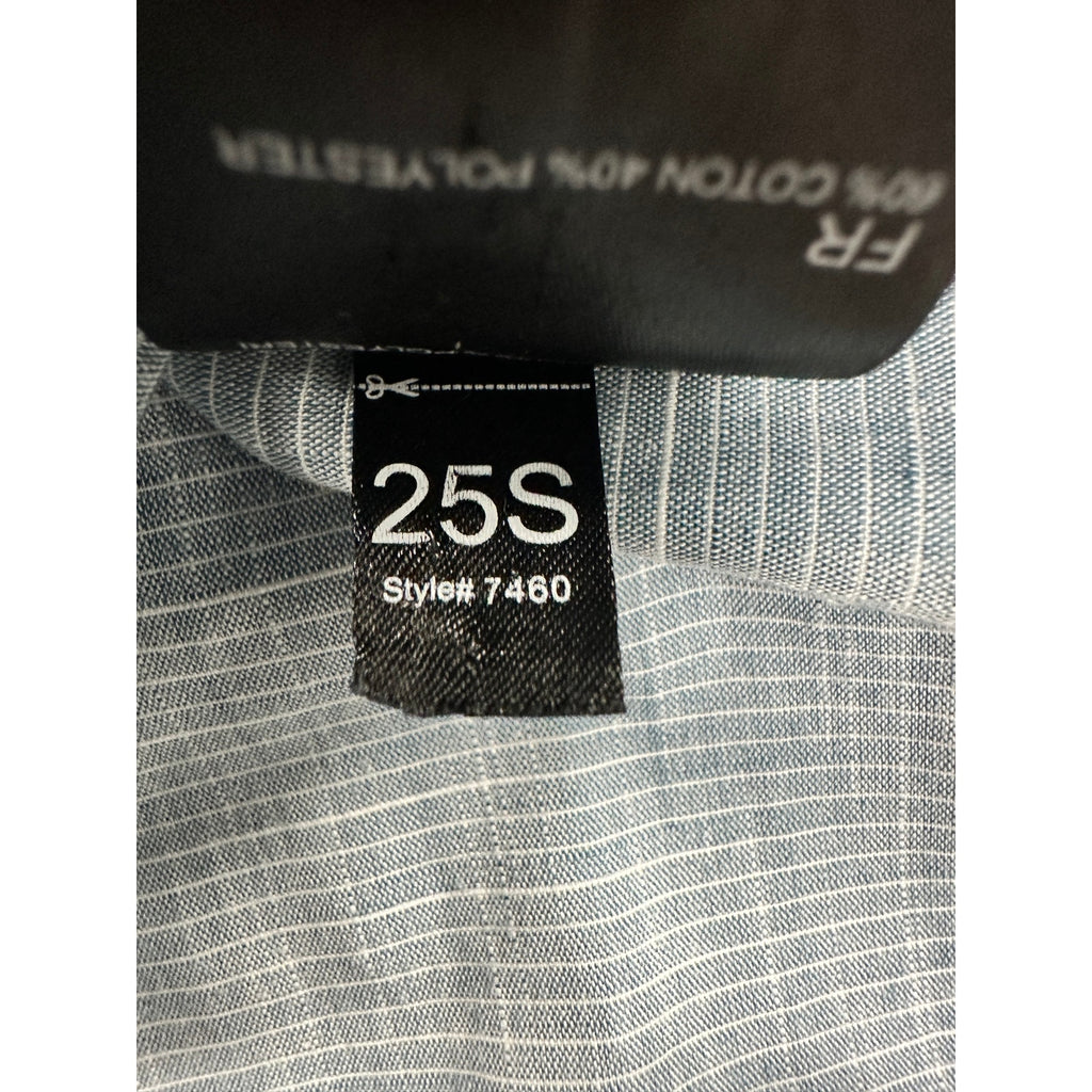 Kuhl Karib Short Sleeve Button Down in Blue Gray and White — Size XL // Preowned