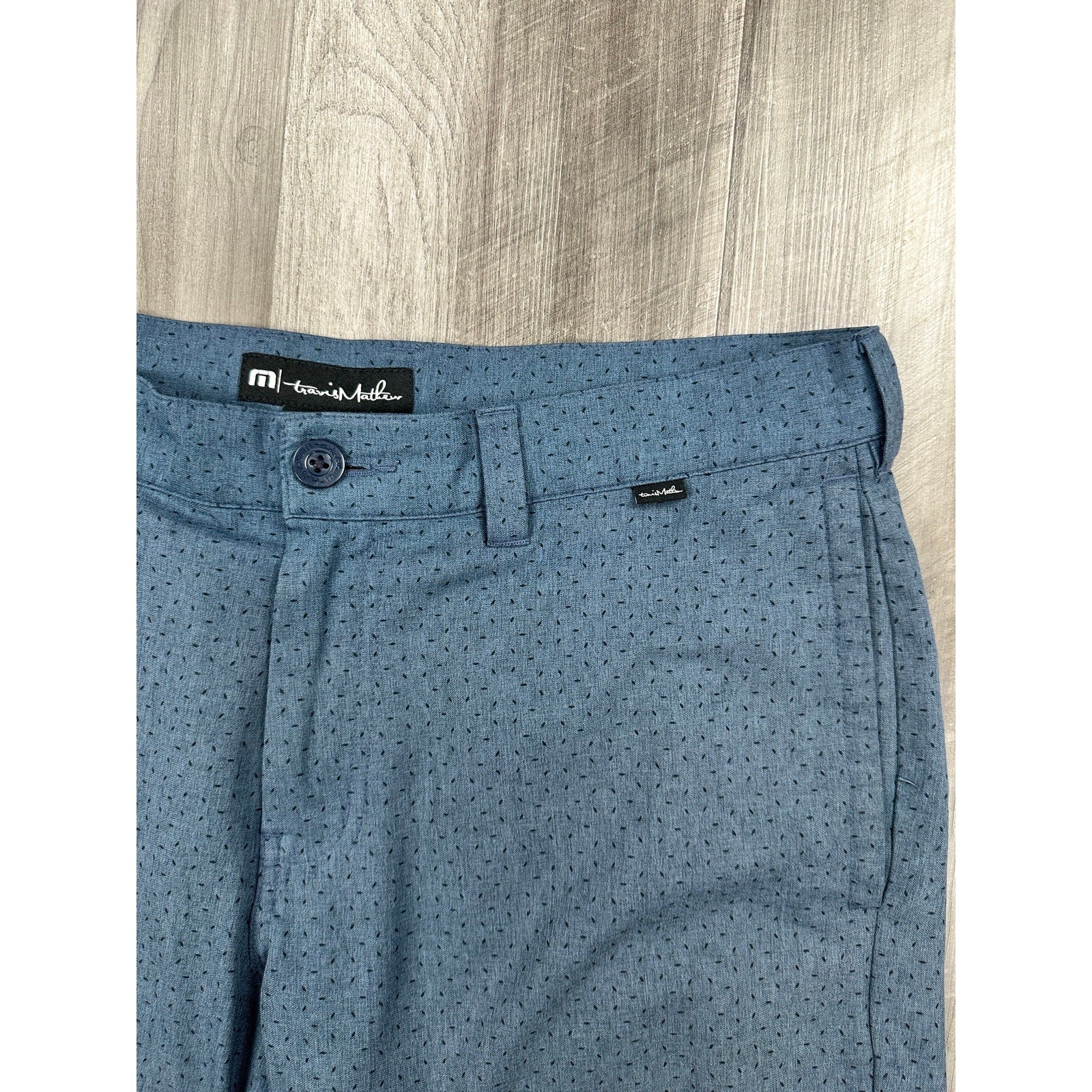 TravisMathew No Map Needed Golf Shorts in Dark Slate Blue, Black — Size 33 // Preowned