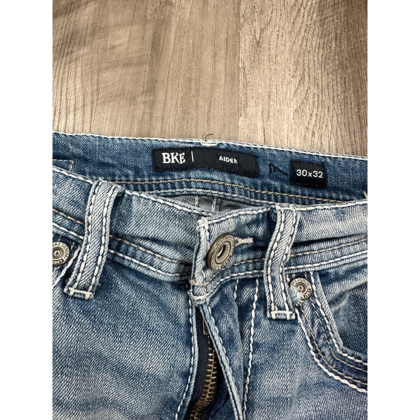 BKE Aiden Boot Cut Stretch Jean in Texel Blue — Size 30x32 // Preowned